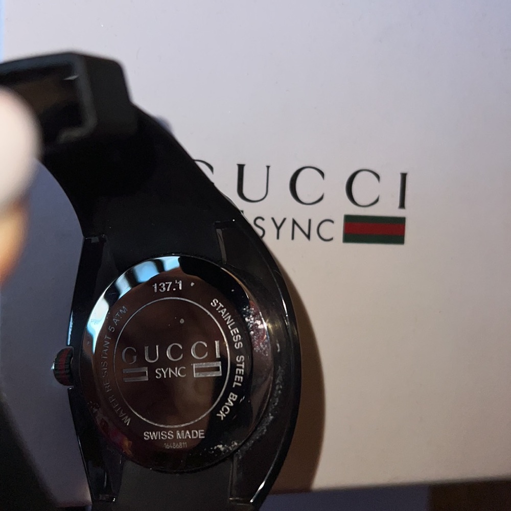 GUCCI SYNC WATCH - Picture 2 of 4